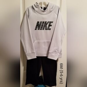 Nike Kids White and Black Matching Set
